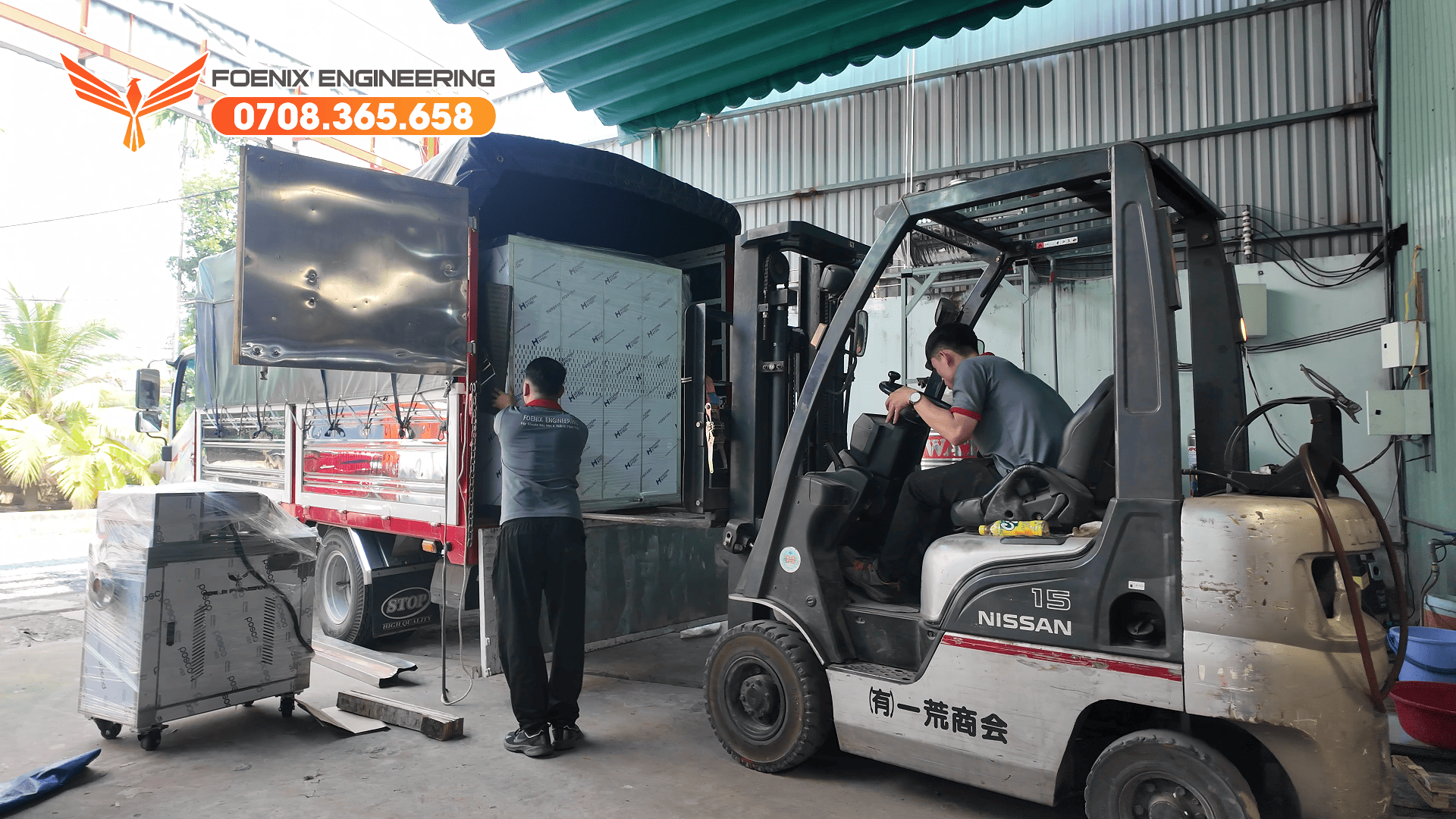An Toàn Sản Xuất: Yếu Tố Cốt Lõi Trong Chế Tạo Thiết Bị Làm Thực Phẩm 2 Vai trò của an toàn lao động trong sản xuất
