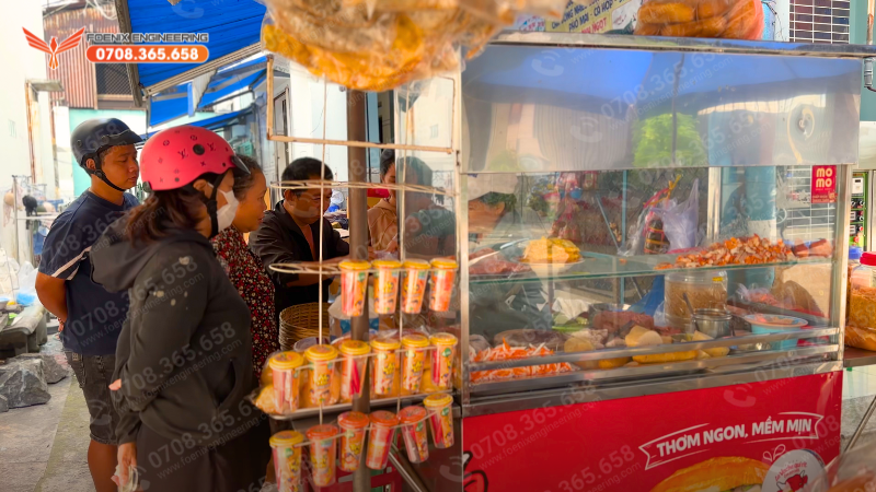 Gen Z mở lò bánh mì kết hợp xe bánh mì ~1000 ổ/ngày của mẹ 3 Mở lò bánh mì kết hợp xe đẩy bánh mì